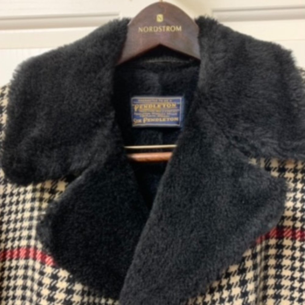 Vintage Sir Pendleton Wool Coat With Fur Collar